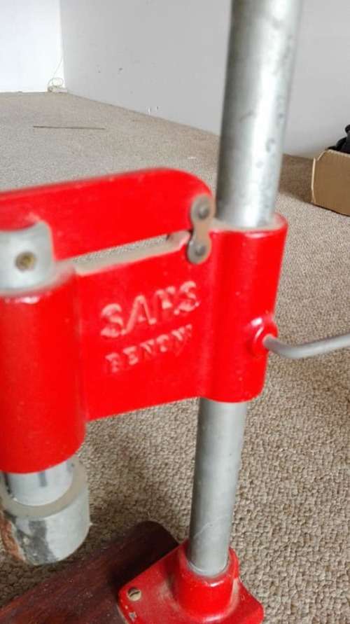 Manual Lever Bottle capping tool