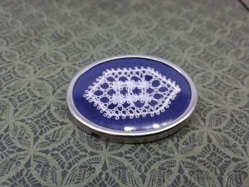 Handmade lace brooch!