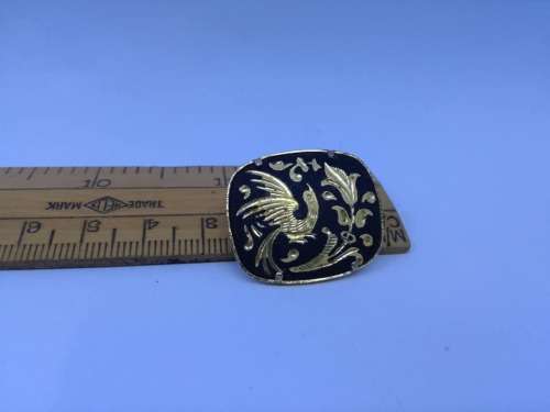 FINE MADE VINTAGE SPANISH TOLEDO DAMASCENE GOLD & NIELLO COSTUME BROOCH