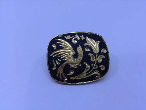 FINE MADE VINTAGE SPANISH TOLEDO DAMASCENE GOLD & NIELLO COSTUME BROOCH