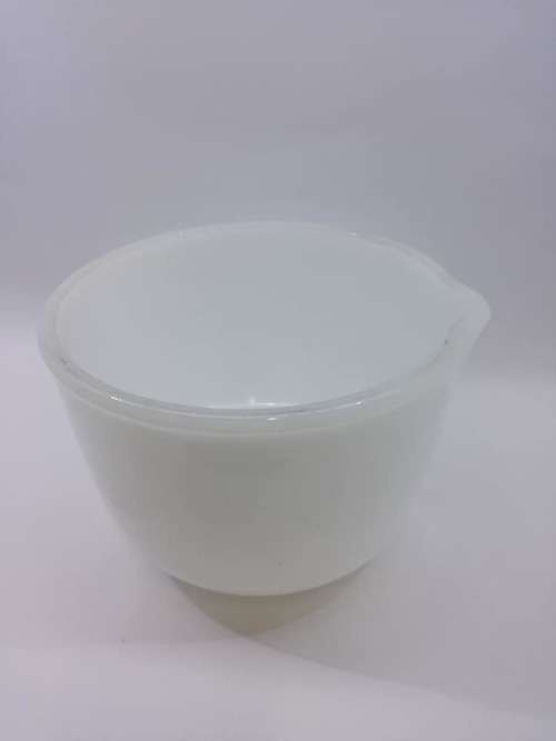 Lovely  milk glass mixing bowl! Look!!