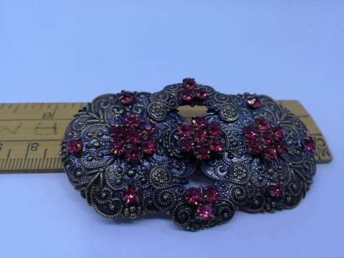 Stunning vintage brooch - Look!