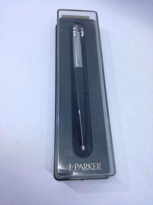 Parker pen! needs refill