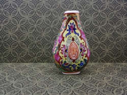 Antique Vintage Chinese Porcelain Snuff Bottle