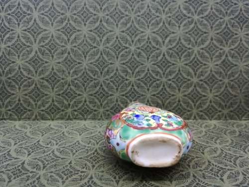 Antique Vintage Chinese Porcelain Snuff Bottle