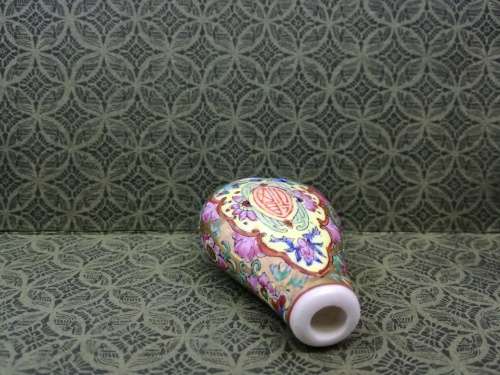 Antique Vintage Chinese Porcelain Snuff Bottle