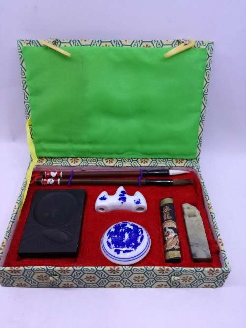 VINTAGE CHINESE CALLIGRAPHY  SET