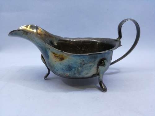 Stunning vintage Sheffield gravy boat/milk jug