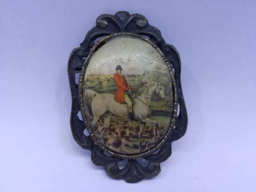 Vintage silk brooch - hunting scene