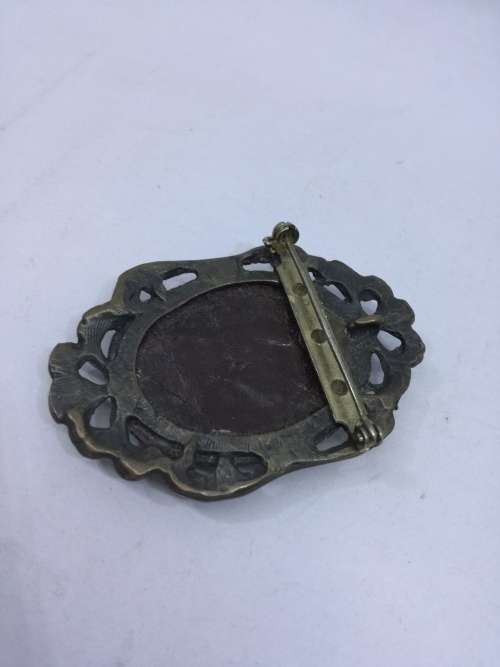 Vintage silk brooch - hunting scene