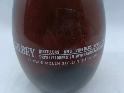 Vintage Carafino wine