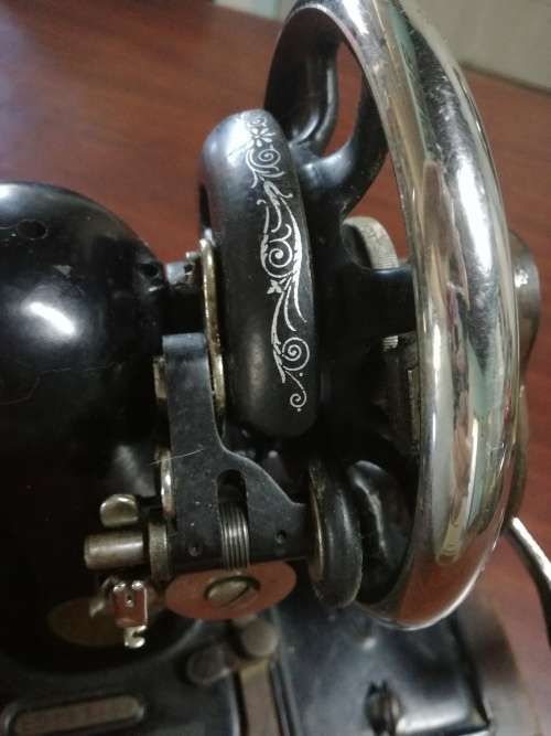 Singer manual sewing machine ED 167458