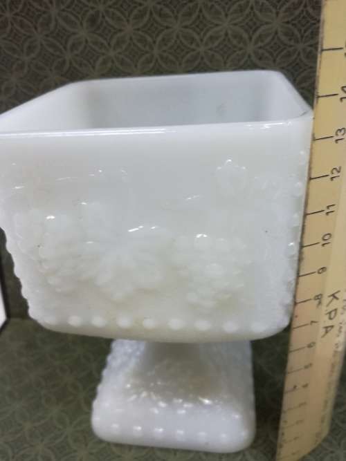 Vintage milk glass vase