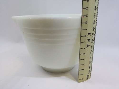 Milk glass mixing bowl with pouring tip