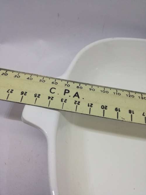 Corningware square dish with lid