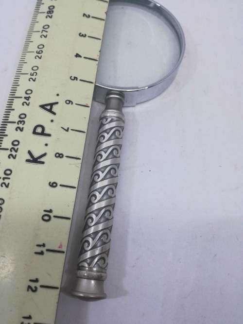 Magnifying glass
