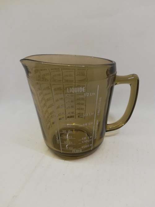 Brown Arcopal France glass measuring jug