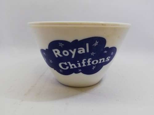 No spill bowl - Milk glass Royal Chiffons