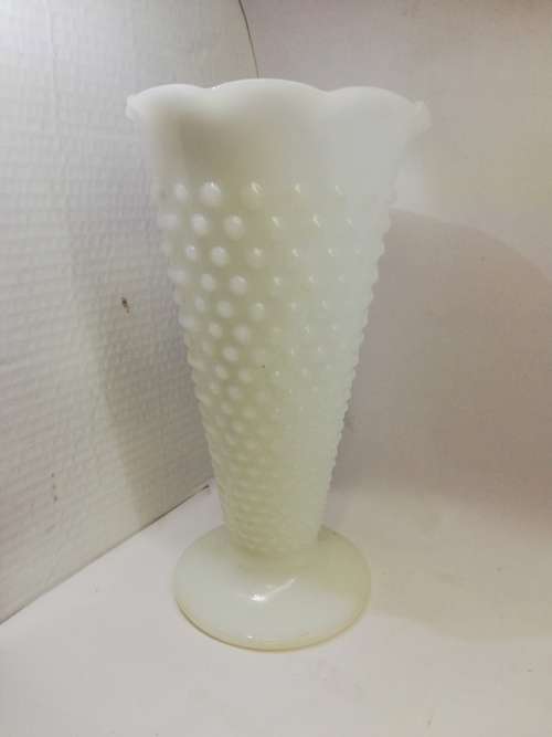 VINTAGE WHITE MILK GLASS HOBNAIL VASE FLUTED