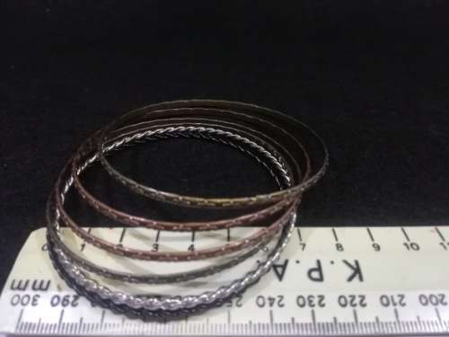 Lot bangles