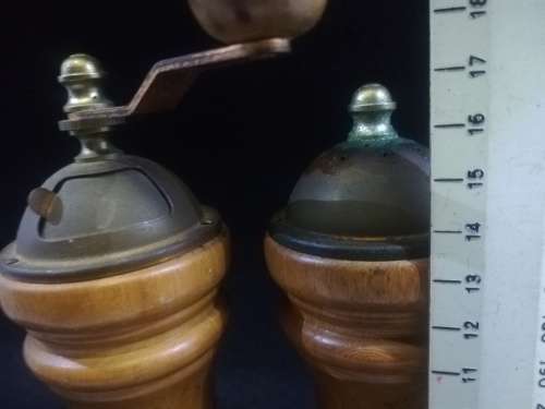 Vintage Tivoli Salt and Pepper grinder - Wood and Copper