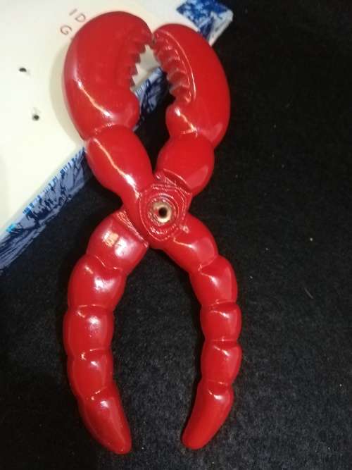 Vintage Ideal Gift Lobster Claw Nut Cracker