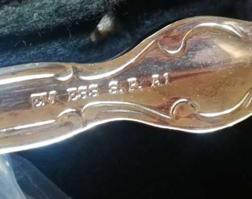 Vintage Silver plated Canteen  Cutlery Em ess A1 - 8 place setting - Like new!