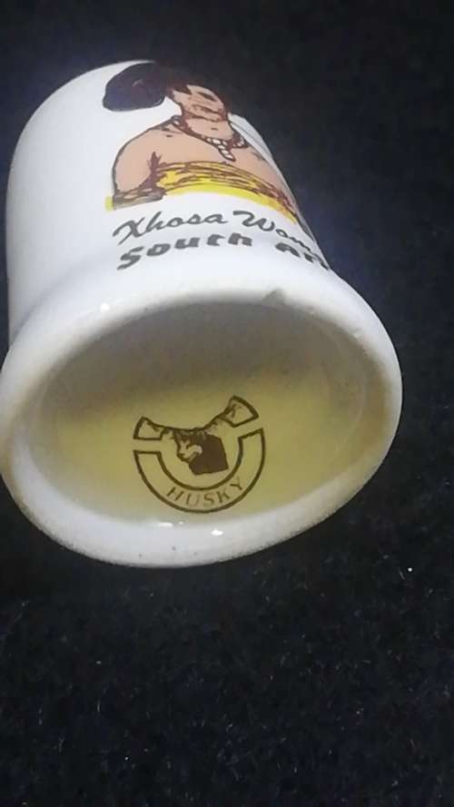 Porcelain thimble Xhosa woman South Africa - Husky