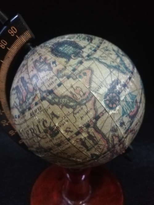 Small world globe