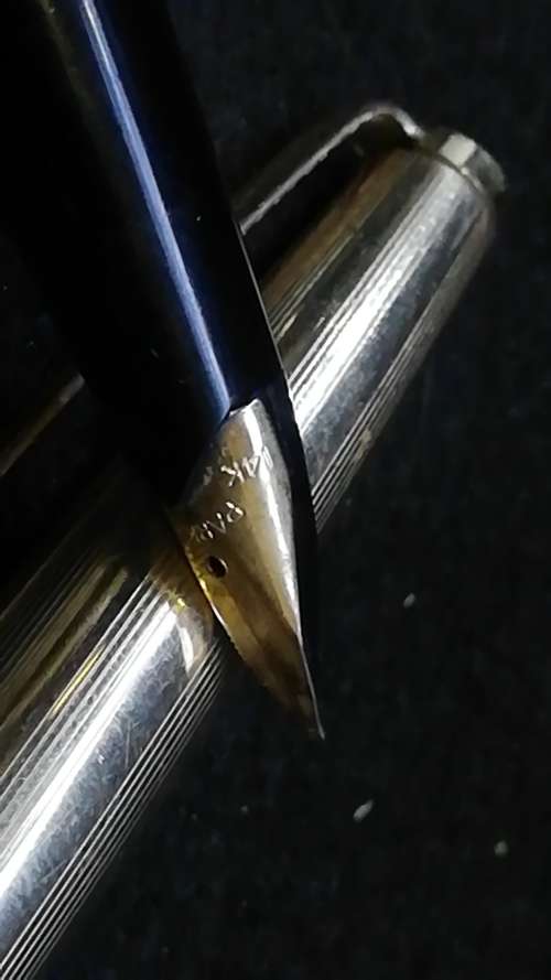 Parker rolled gold fountain pen - for spares I think - 14k nib