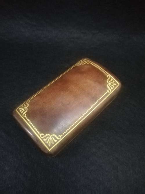 Vintage leather box