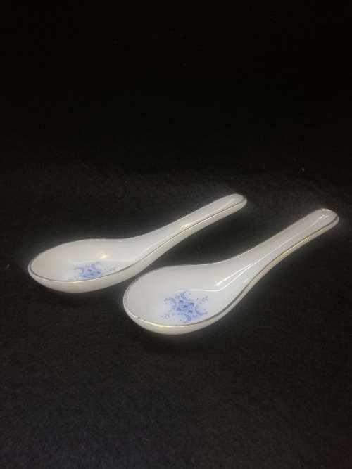 Milk glass Chinese soup spoons