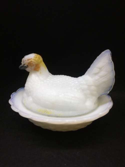 Milk glass nesting hen - a crack on the bowl as shown on pics