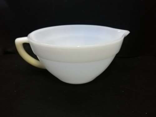 Beautiful Fire King milk glass mixing bowl with spout
