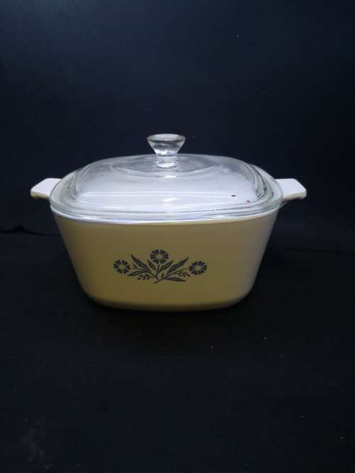 Corning ware P-1 3/4-B - made in USA