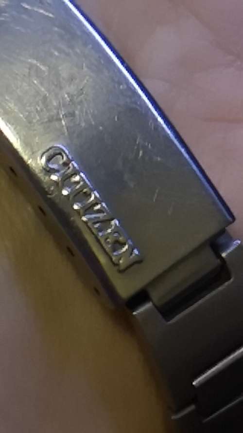 Vintage automatic Citizen ladies watch - wins time- selling as is