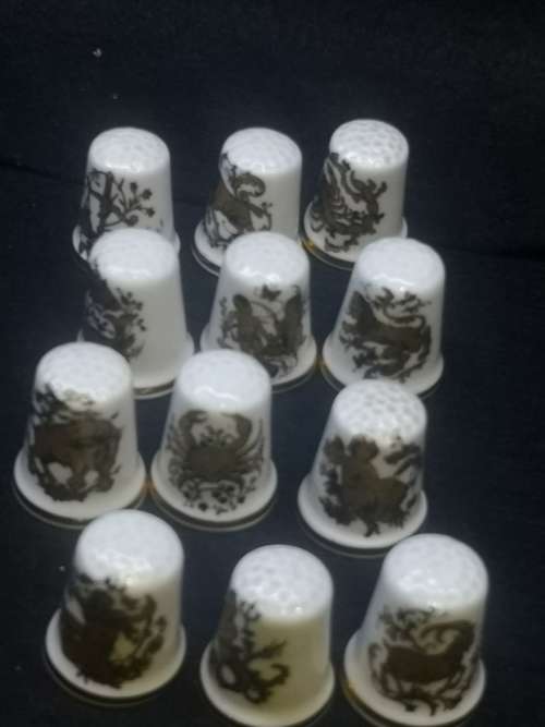 Thimbles 12 Zodiac signs - Queensway