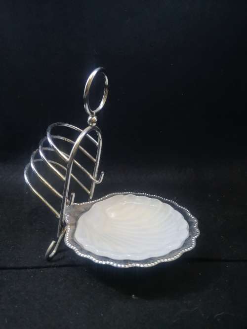 Toast rack with butter dish