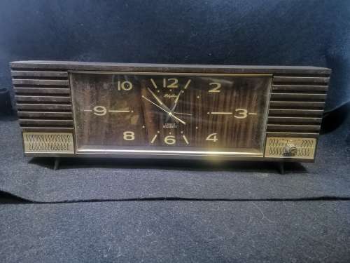 Retro Rhythm 2 jewels Bell & music clock - working music box! Keeps time