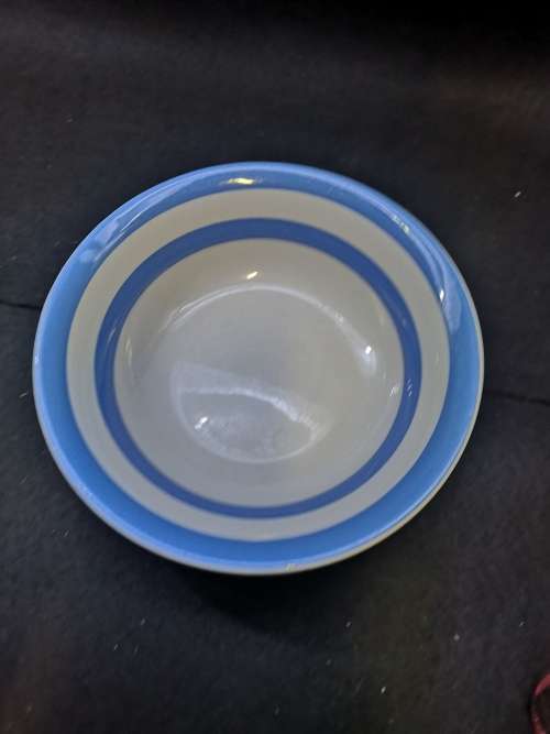 TG Green Blue and White Cornishware bowls x 2