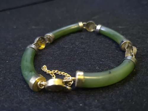Jade bangle