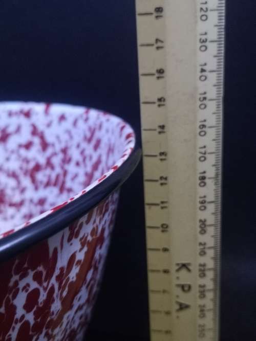 Enamel Splaterware mixing bowl