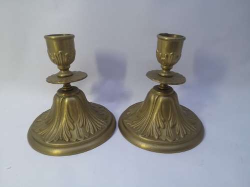 Set candle holders
