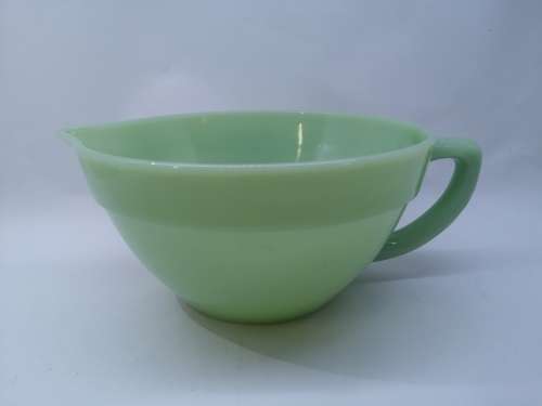 FIRE KING JADEITE MIXING BOWL