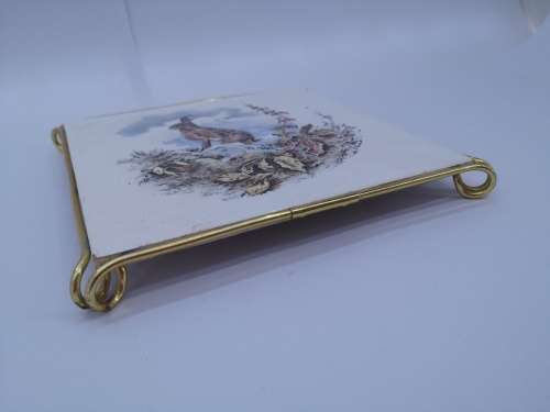 Pretty bunny tile privet