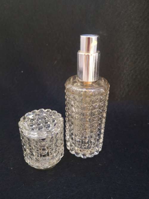 Perfume bottle