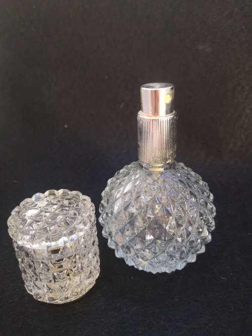 Perfume bottle