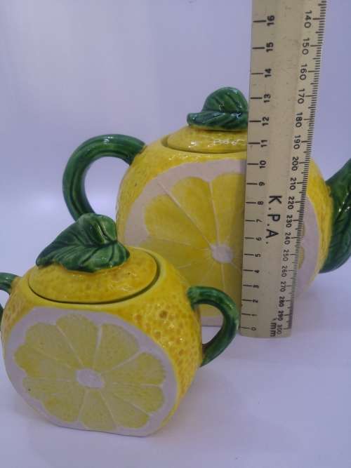 Lemon tea and sugar pot - see photos - no makers mark