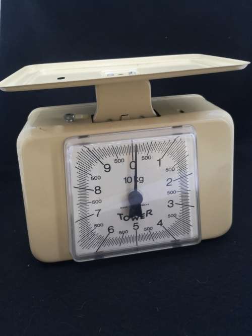 Vintage Tower scale - all metal body
