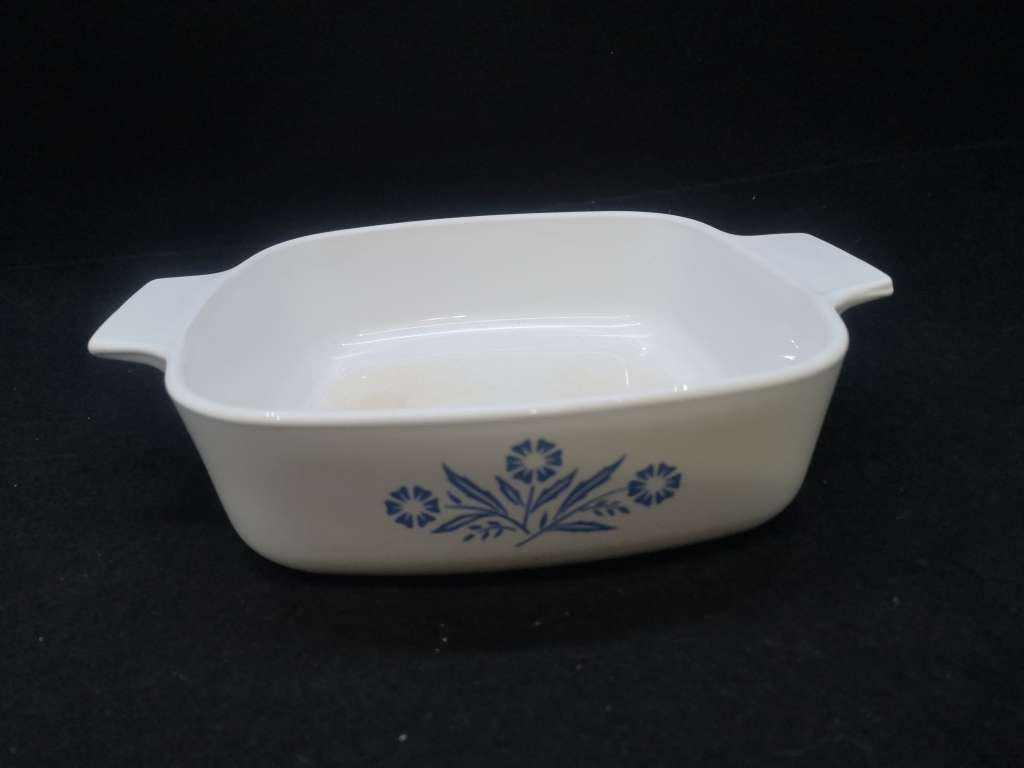 Vintage Corningware Blue corn flower A-1-B 1 Quart